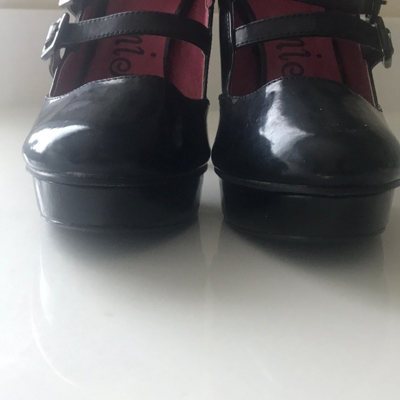 Promise platform strappy stilettos SZ 8.5 - Picture 7 of 10